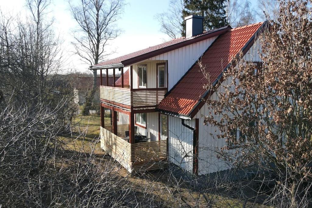 Lantlig Villa I ليونغبيهيد المظهر الخارجي الصورة