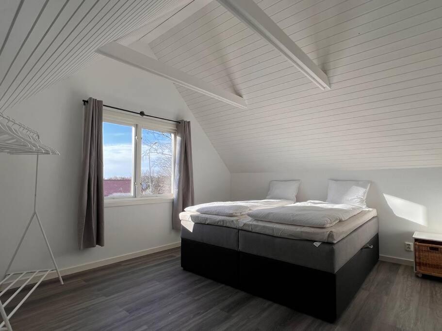 Lantlig Villa I ليونغبيهيد المظهر الخارجي الصورة